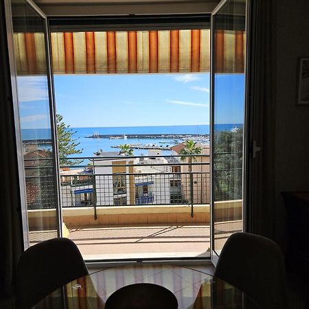 La Baia Nel Porto Apartment Sanremo Ngoại thất bức ảnh